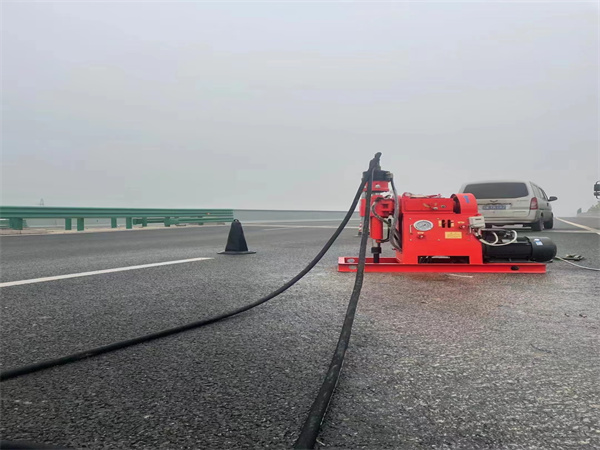 屏南马路路基路面开裂下沉注浆加固灌浆